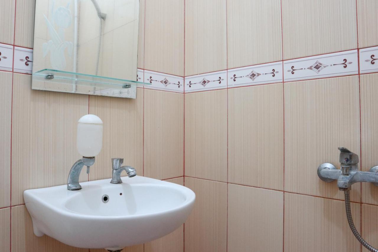 פדאנג Oyo 2202 Delima Guest House Syariah מראה חיצוני תמונה