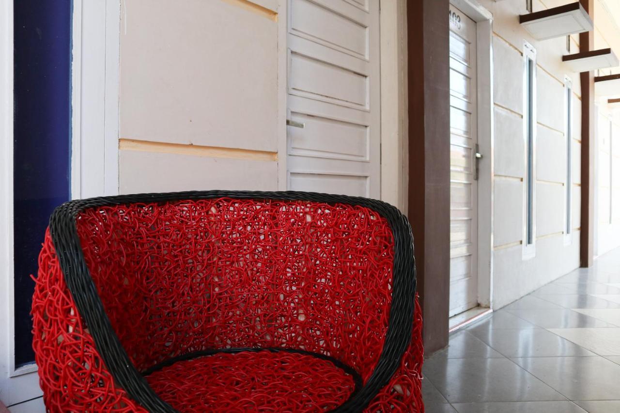 פדאנג Oyo 2202 Delima Guest House Syariah מראה חיצוני תמונה