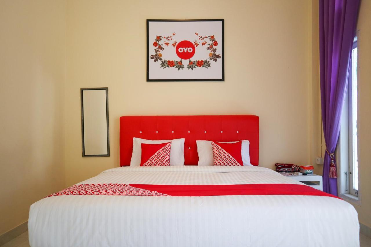פדאנג Oyo 2202 Delima Guest House Syariah מראה חיצוני תמונה
