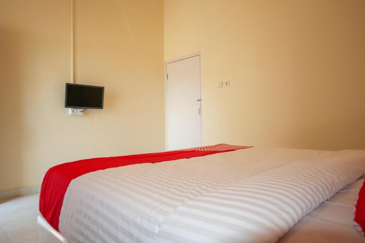 פדאנג Oyo 2202 Delima Guest House Syariah מראה חיצוני תמונה