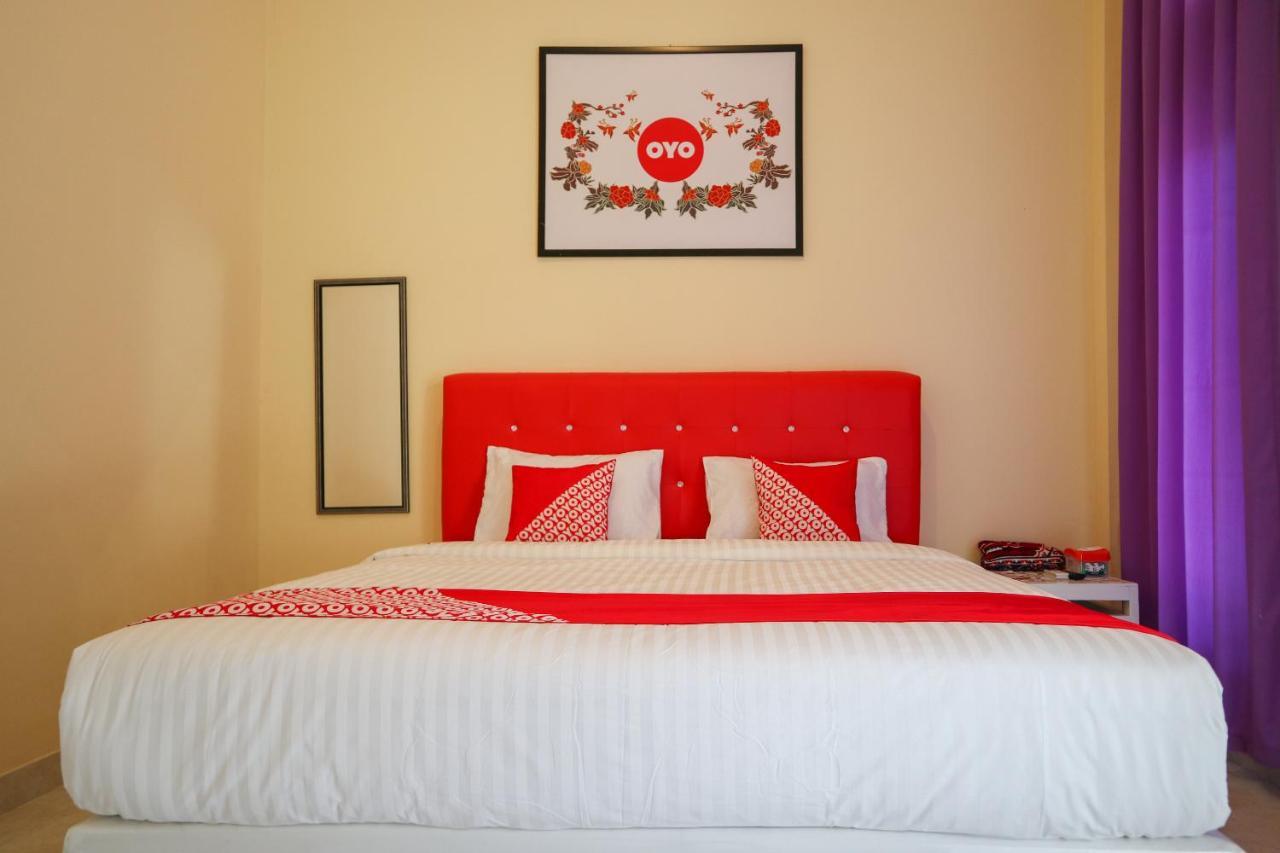 פדאנג Oyo 2202 Delima Guest House Syariah מראה חיצוני תמונה