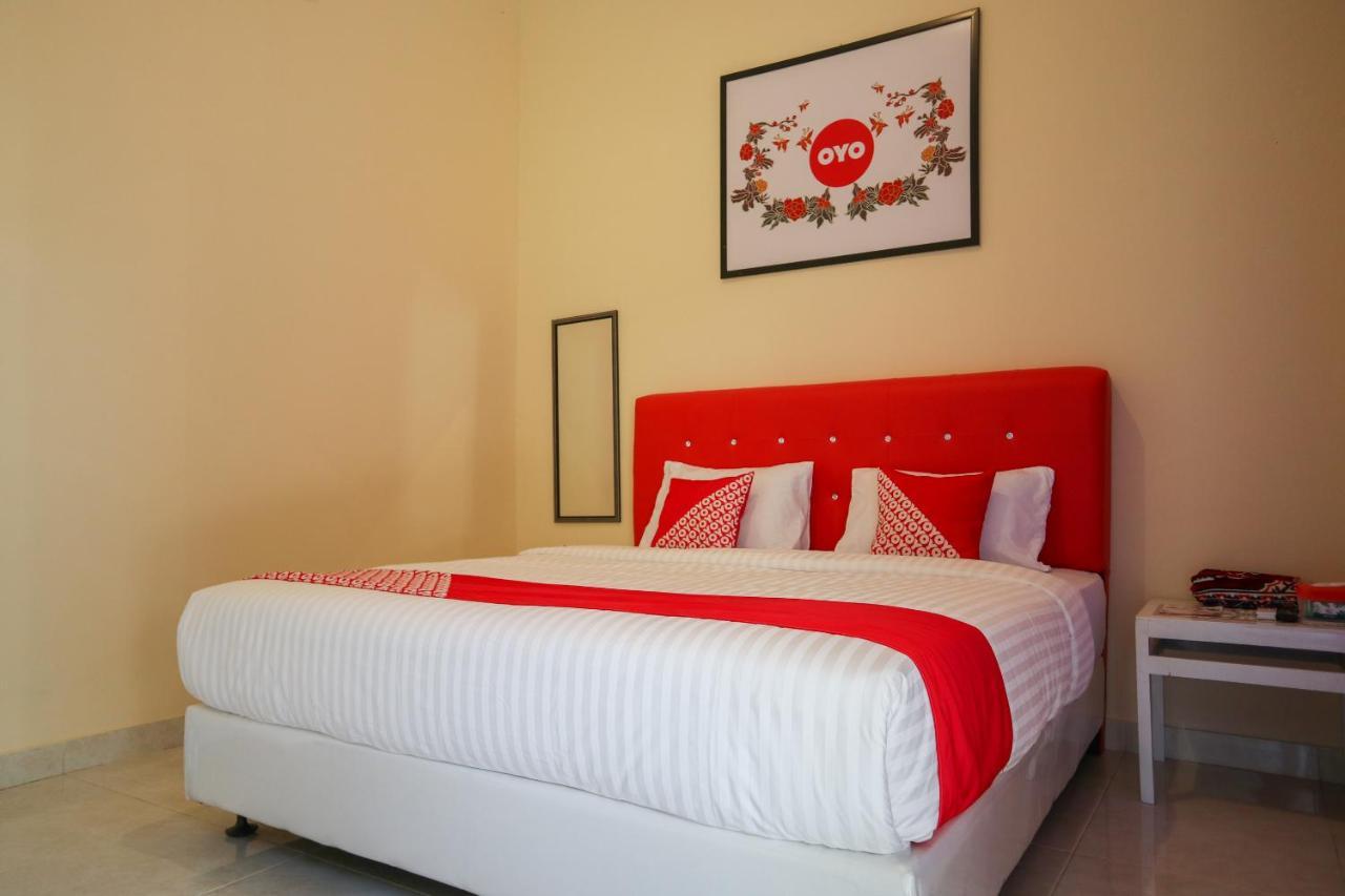 פדאנג Oyo 2202 Delima Guest House Syariah מראה חיצוני תמונה
